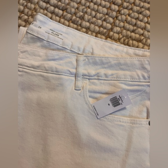 NWT Old Navy Higher High Rise Flare - Size 26W - Picture 2 of 3